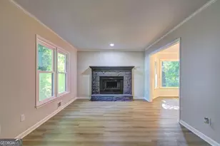 1879 Lake Chase Ln, Jonesboro, GA 30236 - Photo 8