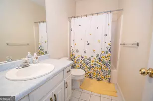 200 Barrington Grange Dr, Sharpsburg, GA 30277 - Photo 20