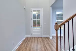 2604 Parkside Wy, Gainesville, GA 30507 - Photo 2