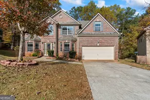 1546 Evergreen Hollow Ln, Conyers, GA 30012 - Photo 2