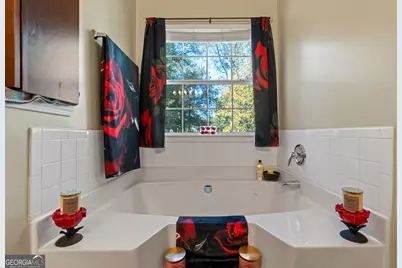 1546 Evergreen Hollow Lane, Conyers, GA 30012 - Photo 18