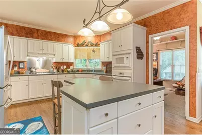 2714 Wood Gate Way, Snellville, GA 30078 - Photo 10