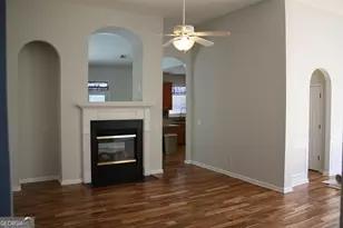 17 Robinson Ln, Newnan, GA 30263 - Photo 2