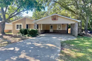 209 Scarborough Rd, Centerville, GA 31028 - Photo 2