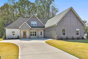 84 Starr Pl, Newnan, GA 30263 - Photo 1