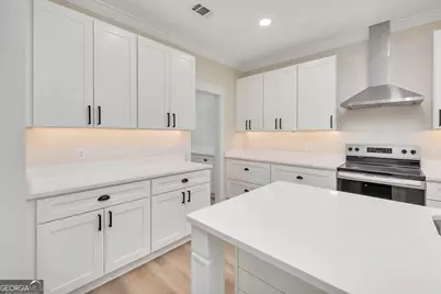 115 Silver Bluff Drive, Brunswick, GA 31523 - Photo 8