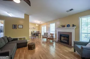 2430 Bankston Cir, Snellville, GA 30078 - Photo 6