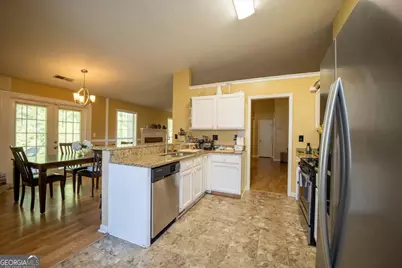 2430 Bankston Circle, Snellville, GA 30078 - Photo 8