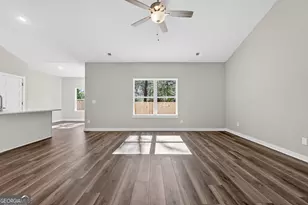 83 Derring Cir, Newnan, GA 30263 - Photo 4