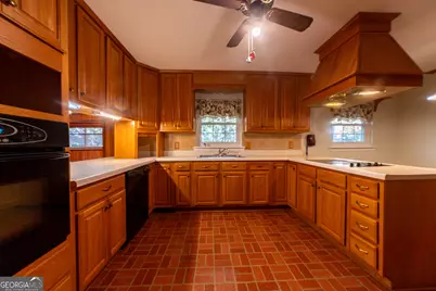 6530 Bevin Drive, Macon, GA 31216 - Photo 10