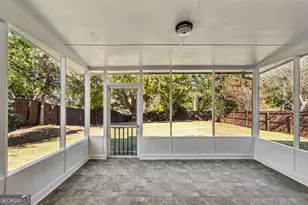 300 Carrington Way, Canton, GA 30115 - Photo 4