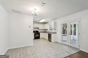 300 Carrington Way, Canton, GA 30115 - Photo 12