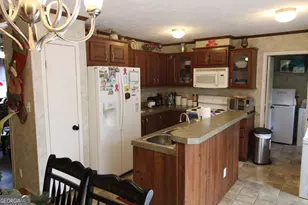 1724 Brook Run Dr, Register, GA 30452 - Photo 4