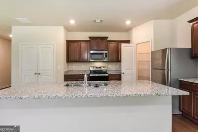 138 Innis Brook Circle, Cartersville, GA 30120 - Photo 6