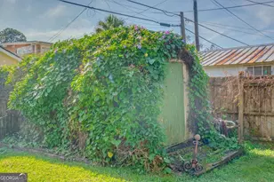 1219 E 48th St, Savannah, GA 31404 - Photo 32