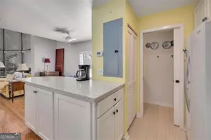 548 Oglethorpe Ave, Saint Simons, GA 31522 - Photo 10