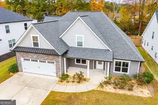 143 Brookstone Dr, Carrollton, GA 30116 - Photo 4