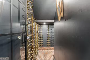 111 E 49th St, Savannah, GA 31405 - Photo 22