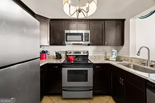 105 Whitaker St, Savannah, GA 31401 - Photo 26