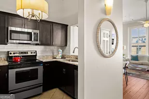 105 Whitaker St, Savannah, GA 31401 - Photo 20