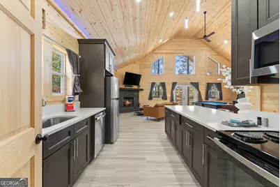 339 Hickory Ridge Drive, Cleveland, GA 30528 - Photo 4