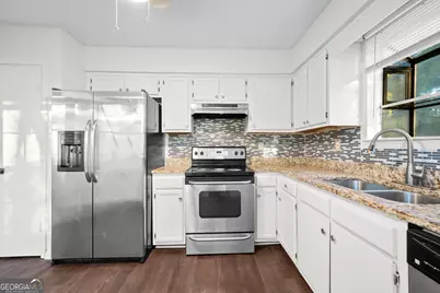 10448 Tara Pointe Drive, Jonesboro, GA 30238 - Photo 12