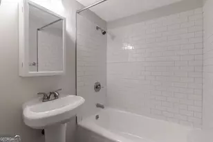 2364 Peachwood Cir NE, Atlanta, GA 30345 - Photo 12