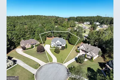214 Westwind Drive, Newnan, GA 30263 - Photo 2