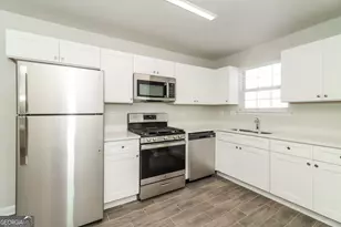 7073 Stonecreek Dr, Douglasville, GA 30134 - Photo 8