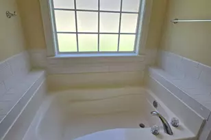 2411 Riverside Dr, Valdosta, GA 31602 - Photo 10