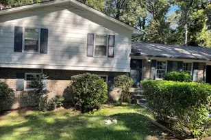 496 Woodland Dr, Gainesville, GA 30501 - Photo 1