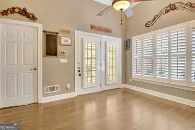 25 Carriage Lane, Senoia, GA 30276 - Photo 18