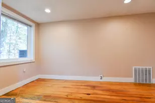 11725 Hazelbrand Rd NE, Covington, GA 30014 - Photo 16