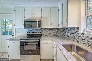 271 Modoc Dr, Cornelia, GA 30531 - Photo 18