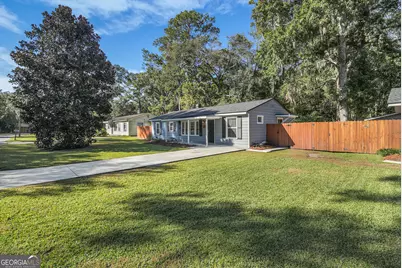 23 Brookview Drive, Savannah, GA 31406 - Photo 2