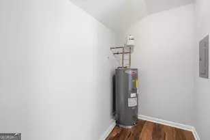 23 Brookview Dr, Savannah, GA 31406 - Photo 34