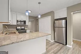 326 Farm Pl Ct NE, Woodstock, GA 30188 - Photo 4