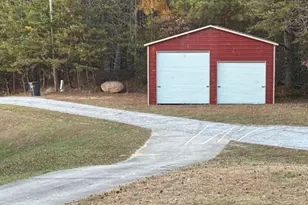 22 Orange Ln, McCaysville, GA 30555 - Photo 4