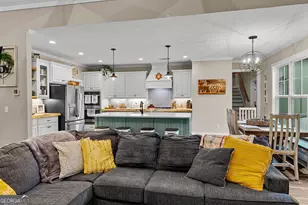 101 Trent Jones Cir, Meansville, GA 30256 - Photo 14