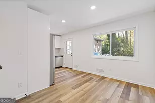 2414 Peachwood Cir NE, Atlanta, GA 30345 - Photo 10