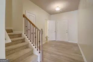 202 Southwind Cir, Newnan, GA 30265 - Photo 8