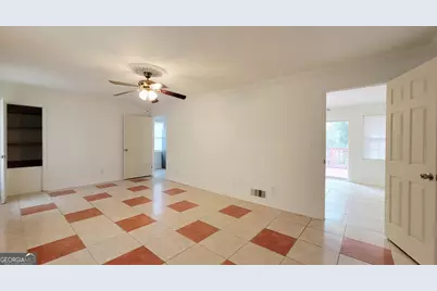 6061 Winview Drive, Forest Park, GA 30297 - Photo 12