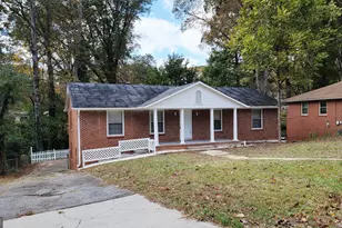 6061 Winview Dr, Forest Park, GA 30297 - Photo 2