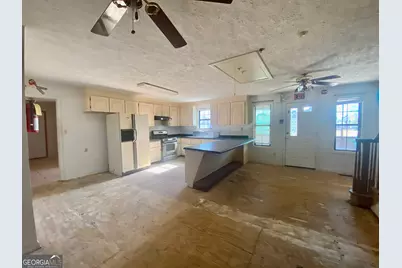 65 Mathews Street, Fort Valley, GA 31030 - Photo 4