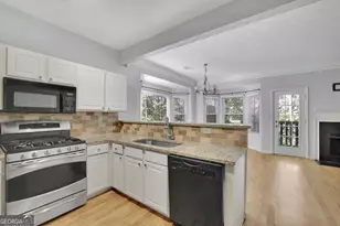 4085 Spring Cove Dr, Duluth, GA 30097 - Photo 16