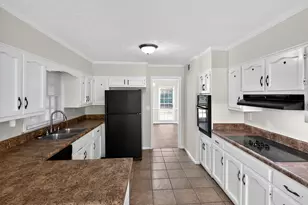 3927 Scarlet Ohara Dr, Ellenwood, GA 30294 - Photo 18