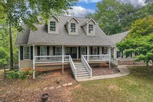 344 Cascades Ln, Blue Ridge, GA 30513 - Photo 2