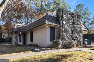 725 Dalrymple Rd, Atlanta, GA 30328 - Photo 16