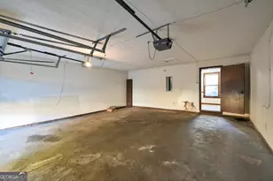 1378 Stoneleigh Hill Rd, Lithonia, GA 30058 - Photo 32