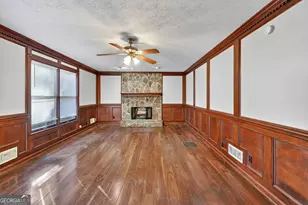 1378 Stoneleigh Hill Rd, Lithonia, GA 30058 - Photo 6